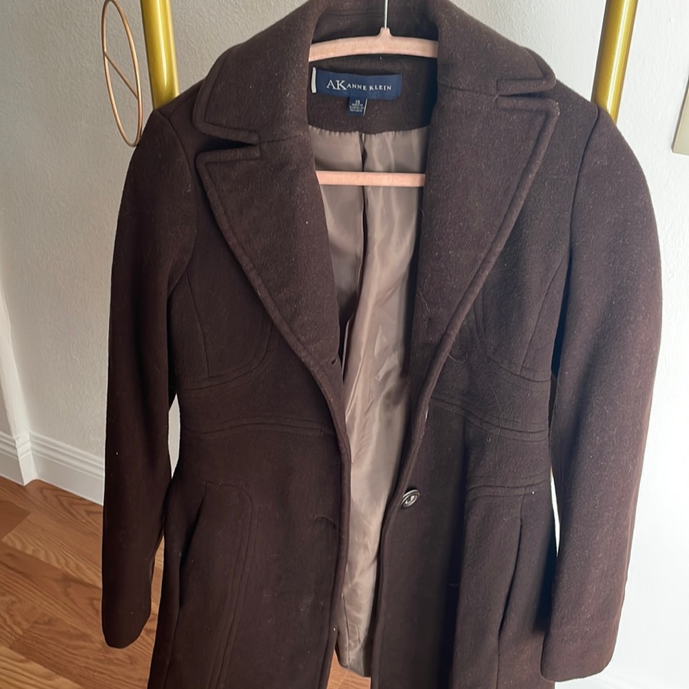 Brown Anne Klein coat 80% wool size xs